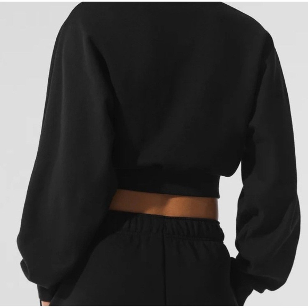 Alo Yoga Accolade Cropped Sweatshirt Black Pullover Fleece Crewneck XS S - Picture 3 of 5